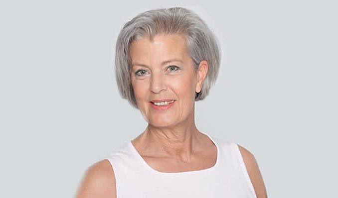 Grey hair styles 1