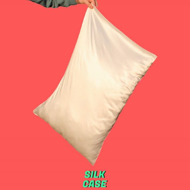 NOW PROUD STOCKISTS OF SILKCASE PILLOW CASES! Your beauty sleep just got even better. 😍

SILKCASE is the hair routine you do in your sleep. On average we spend nearly a quarter of a million hours sleep, 250,000 hours resting our faces on pillows which retain dirt, dehydrate skin and drags and pulls on the face, leaving you with wrinkles, dry skin and dry hair 
​
That is where SILKCASE can help, these pillows are clean, smooth and don't absorb bacteria, giving you better skin, better hair and better sleep. 

Available on our online store! (p.s they make an amazing luxury xmas gift)
Link in bio. 🎄✨

#silkcase #silkpillow #silkpillowcase #manchesterhair #ancoats #northernquarter #christmasgiftsideas #stockingfillers